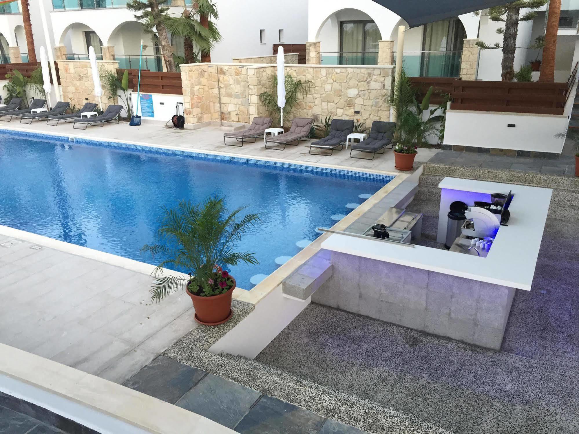 Latchi Escape Hotel And Suites Polis Exterior foto